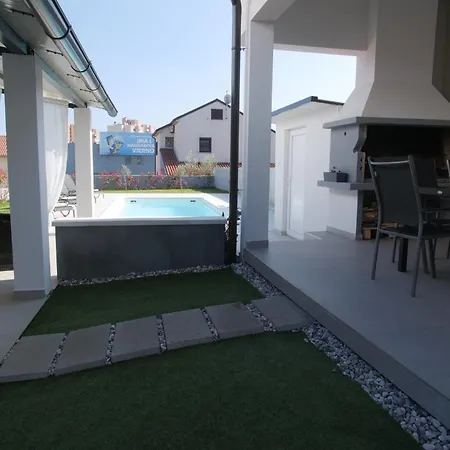 House Bonita Будинок відпочинку *